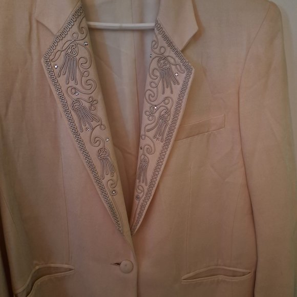Women's Blazer - Picture 1 of 3